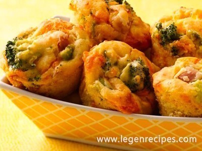 Easy Broccoli, Cheese and Ham Muffins