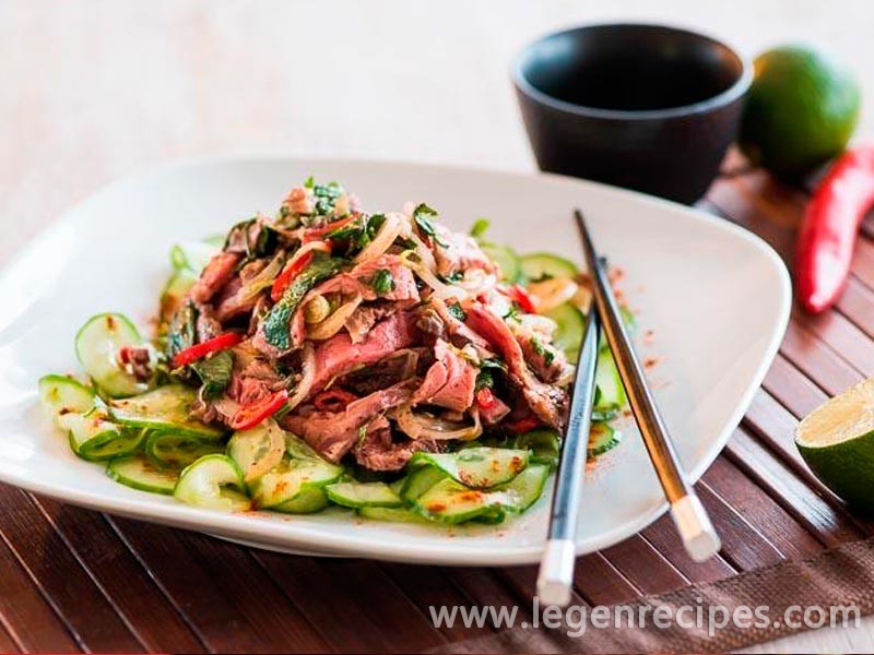Thai beef salad