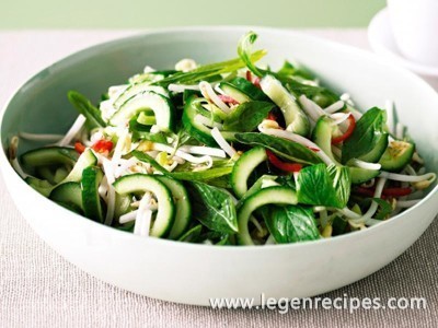 Thai chilli and cucumber salad
