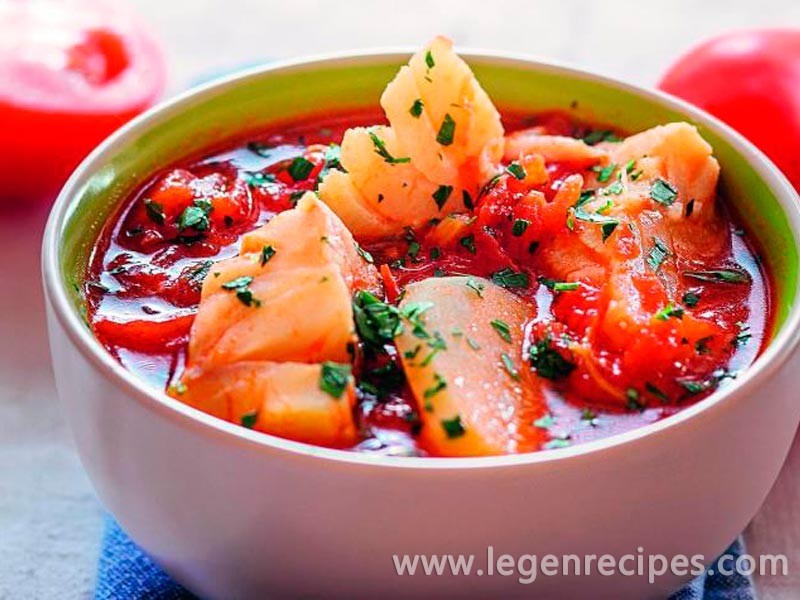 Tomato soup with fish and potatoes
