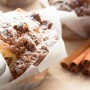 Oat scones with cinnamon and raisins