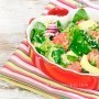 Salad with avocado, grapefruit and pine nuts