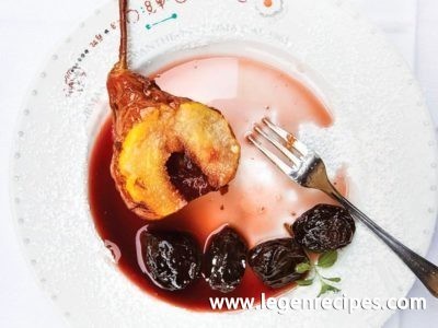Baked Pears and Prunes with Red Wine Sauce