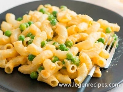 Easy Stovetop Green Pea Mac and Cheese