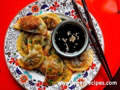 Pork and cabbage potstickers