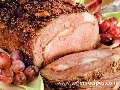 Pepper-Crusted Prime Rib with Zinfandel Sauce